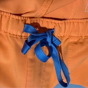 Figs orange scrub pants size XL